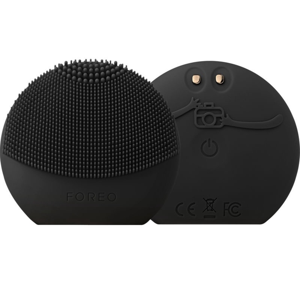 FOREO Luna Play Smart 2 Deep Facial Cleansing Device Midnight Magic Black